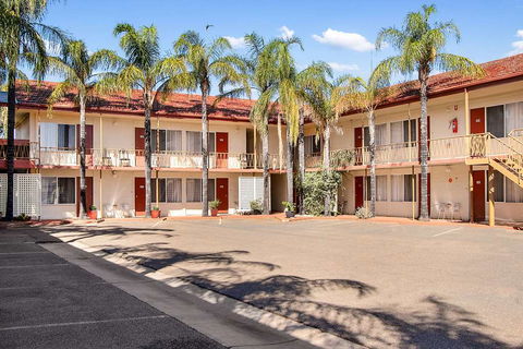Econo Lodge Griffith Motor Inn - Darwin Tourism 2