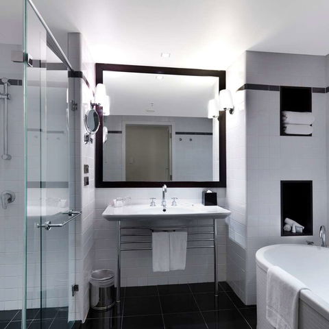 Amora Hotel Jamison Sydney - Darwin Tourism 15