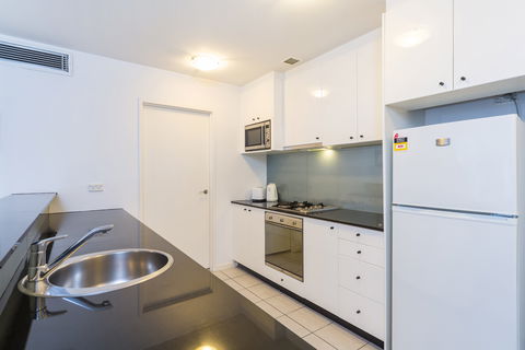 Astra Apartments Sydney CBD - Darwin Tourism 8
