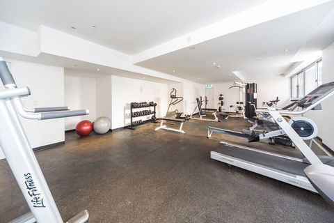 Astra Apartments Sydney CBD - Darwin Tourism 9