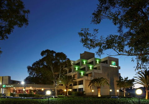 Holiday Inn Warwick Farm - Darwin Tourism 1