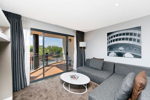 Astra Apartments The Griffin - Darwin Tourism 4
