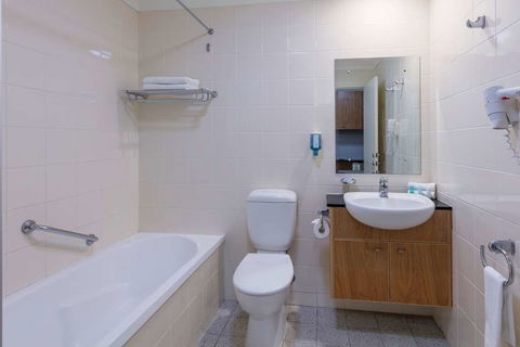 Nesuto Canberra Apartment Hotel - Darwin Tourism 4
