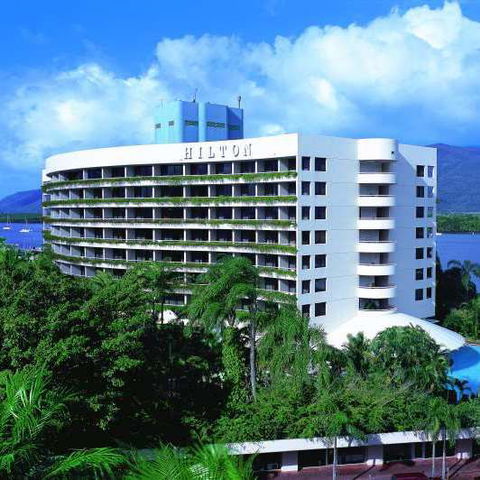 Hilton Cairns - Darwin Tourism 0
