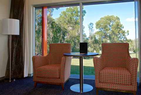 Alexandra Hills Hotel - Darwin Tourism 2