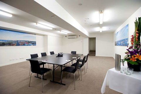 Newcastle Central Plaza - Darwin Tourism 1