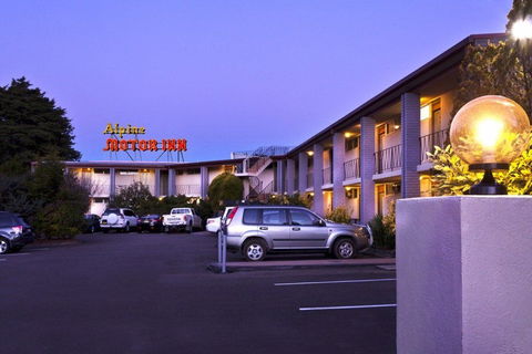 Alpine Motor Inn - Darwin Tourism 0