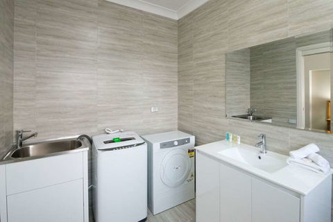 APX Apartments Parramatta - Darwin Tourism 14