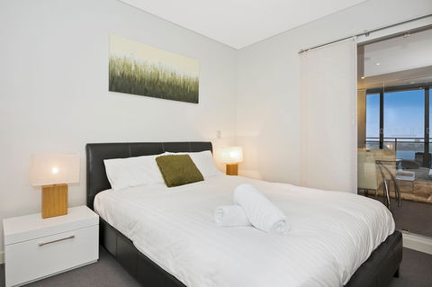 Astra Apartments Perth - Darwin Tourism 3