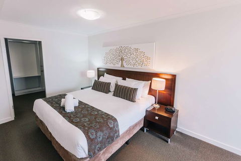 Newcastle Central Plaza - Darwin Tourism 3