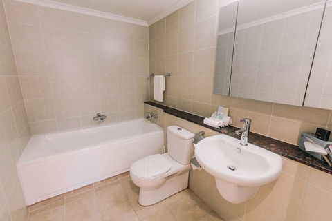 Newcastle Central Plaza - Darwin Tourism 8
