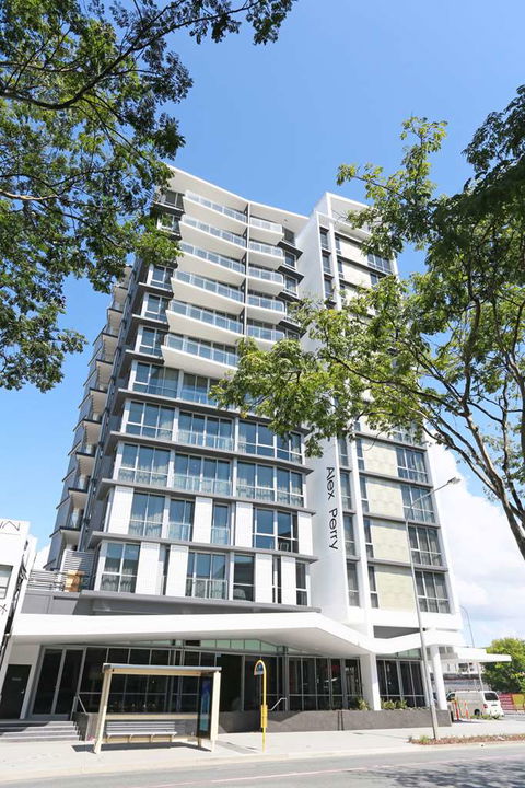 Alex Perry Hotel And Apartments - Darwin Tourism 0