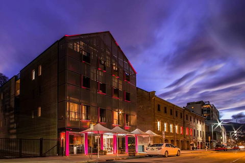 Salamanca Wharf Hotel - Darwin Tourism 1