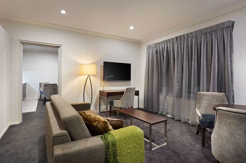 Attika Hotel - Darwin Tourism 2
