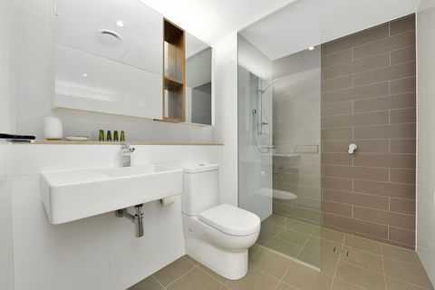 Astra Apartments MacQuarie Park - Darwin Tourism 1