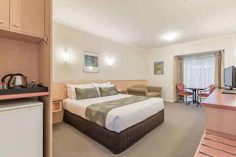 Waverley International Hotel - Darwin Tourism 1