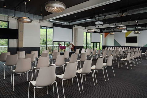 Atura Hotel Blacktown - Darwin Tourism 12