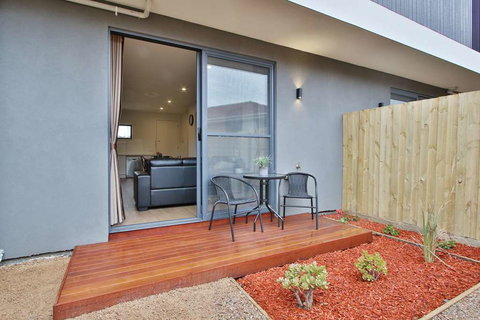 Quality Apartments Dandenong - Darwin Tourism 9
