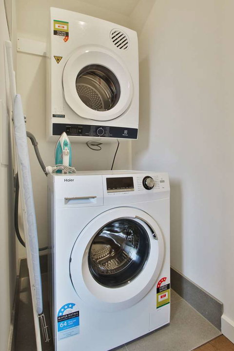 Quality Apartments Dandenong - Darwin Tourism 10