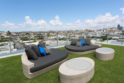 Alex Perry Hotel And Apartments - Darwin Tourism 16