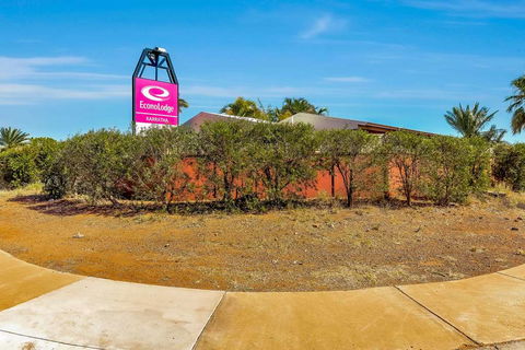 Econo Lodge Karratha - Darwin Tourism 0
