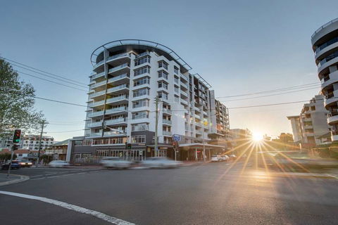 Adina Apartment Hotel Wollongong - Darwin Tourism 0