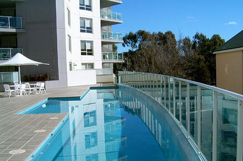 Pacific Suites Canberra - Darwin Tourism 2