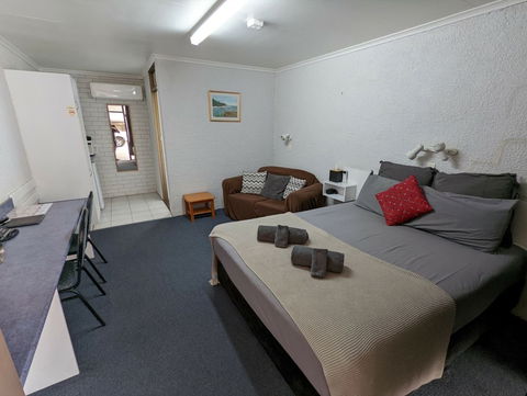 Abajaz Motor Inn - Darwin Tourism 0