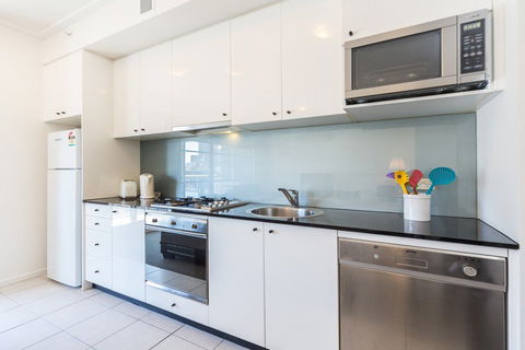Astra Apartments Sydney CBD - Darwin Tourism 2