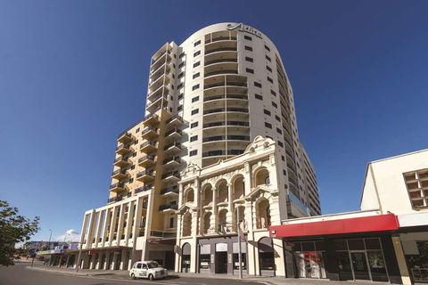 Adina Apartment Hotel Barrack Plaza - Darwin Tourism 0