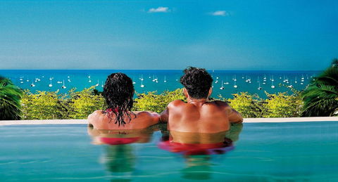 At Waters Edge Resort - Darwin Tourism 1