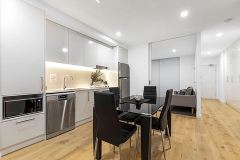 Astra Apartments Newcastle - Darwin Tourism 2