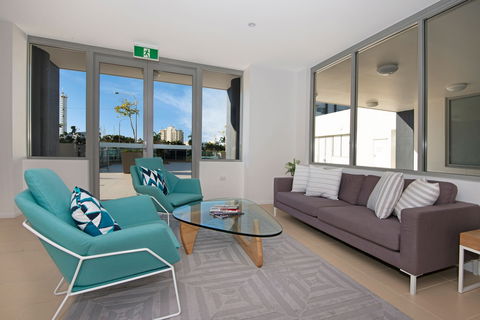 Allure Hotel And Apartments - Darwin Tourism 1