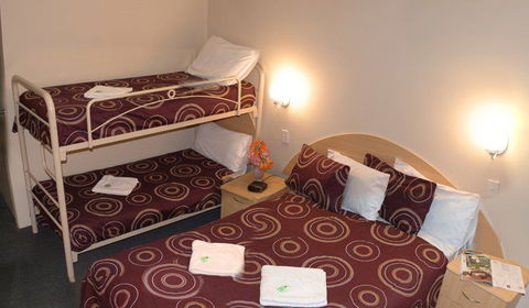 Arena Hotel - Darwin Tourism 2