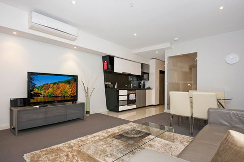 Astra Apartments Perth - Darwin Tourism 1