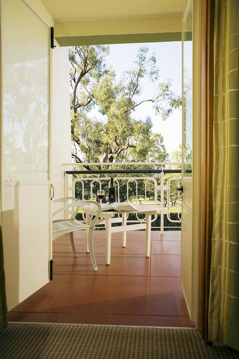 University House - ANU - Darwin Tourism 16