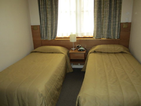 University House - ANU - Darwin Tourism 40