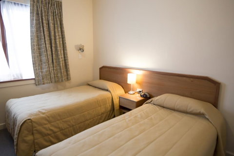 University House - ANU - Darwin Tourism 1