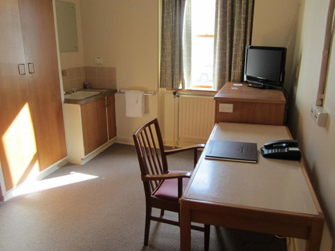 University House - ANU - Darwin Tourism 44