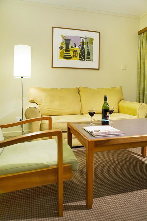 University House - ANU - Darwin Tourism 0
