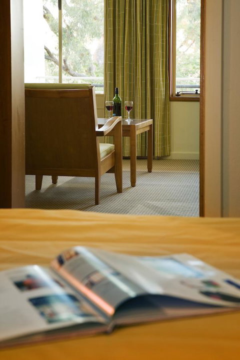 University House - ANU - Darwin Tourism 12