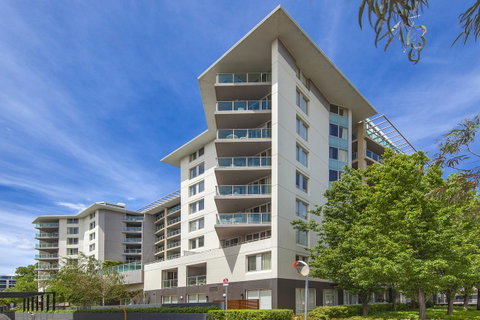 Pacific Suites Canberra - Darwin Tourism 0
