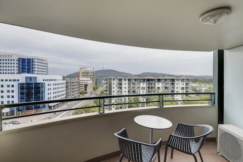 Adina Serviced Apartments Canberra James Court - Darwin Tourism 9