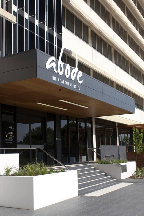 Abode Woden - Darwin Tourism 0