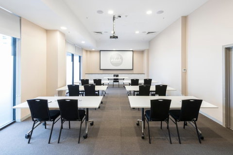 Abode Woden - Darwin Tourism 10