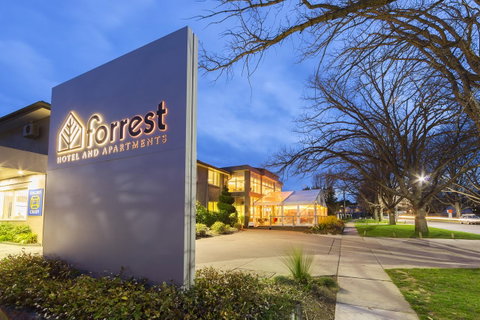 Forrest Hotel & Apartments - Darwin Tourism 0
