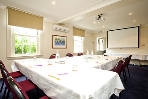 Mercure Canberra - Darwin Tourism 43