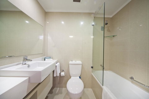 Mercure Canberra - Darwin Tourism 33