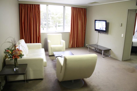 Pavilion On Northbourne - Darwin Tourism 5