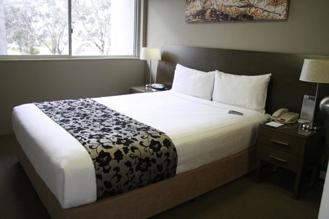 Pavilion On Northbourne - Darwin Tourism 8